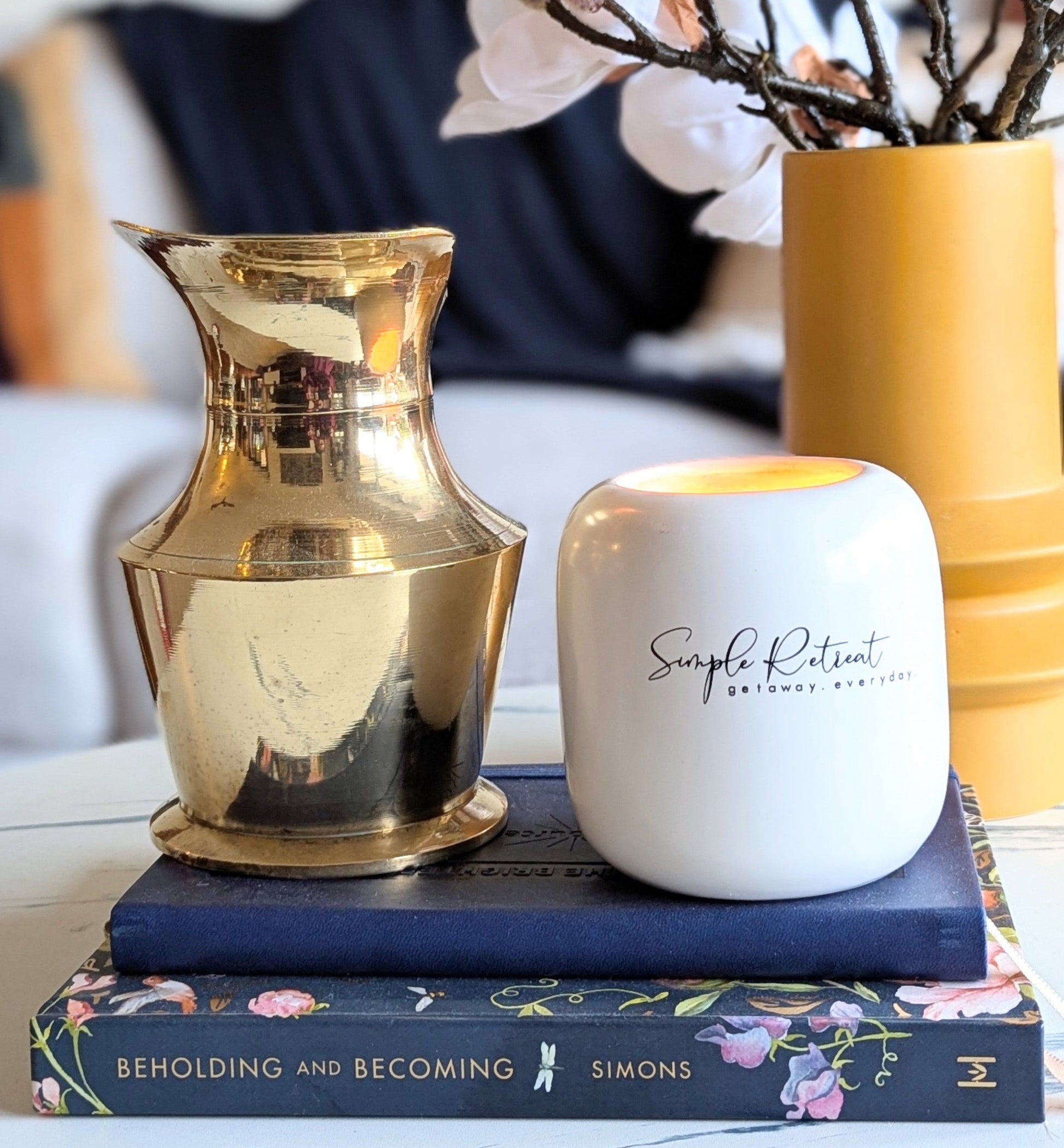 Medium Gift Box | Alpine Chalet - French Pear